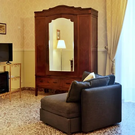 Bellini Deluxe Pensionat 4*