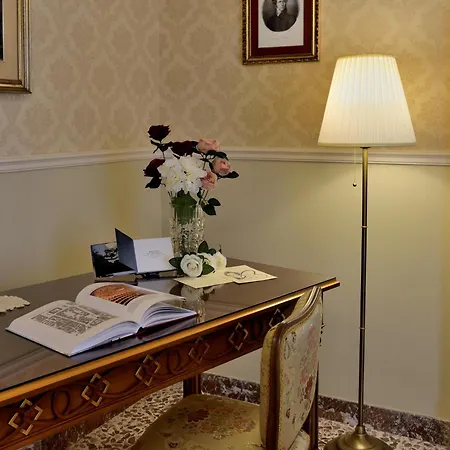 Bellini Deluxe Pensionat 4*